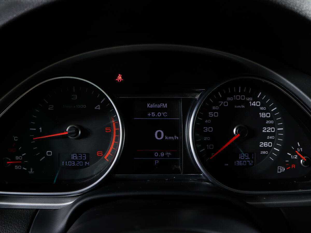 Ауди К7 б/у, 2012, Автоматическая. Фото: #10