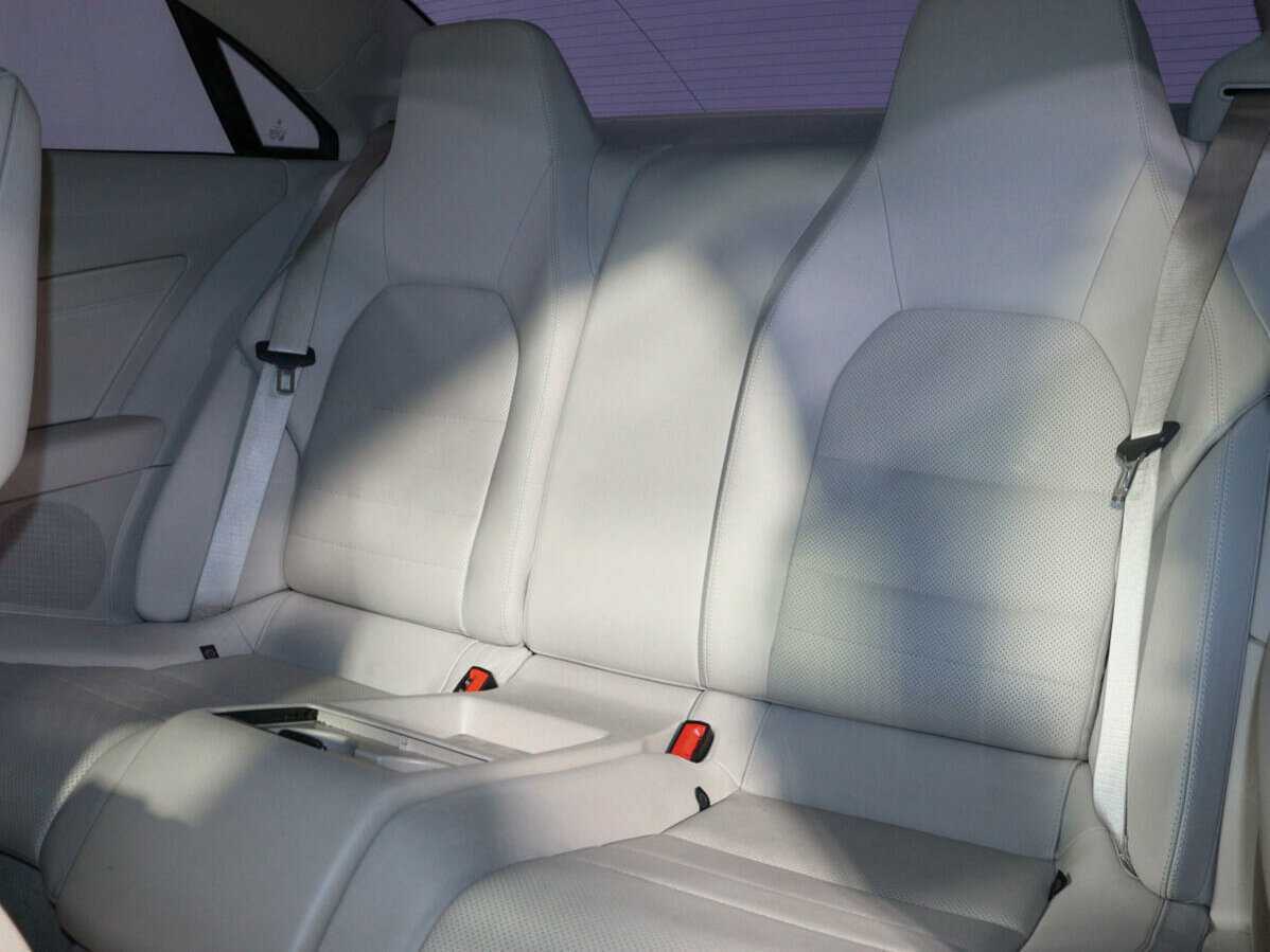 Мерседес-Бенц Е-Класс б/у, 2013, Автоматическая. Фото: #7