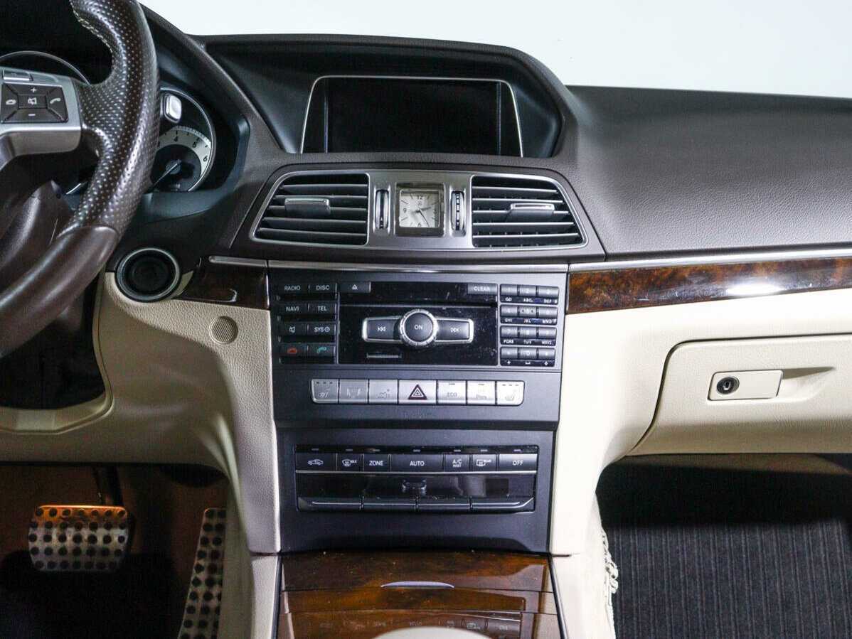 Мерседес-Бенц Е-Класс б/у, 2013, Автоматическая. Фото: #10