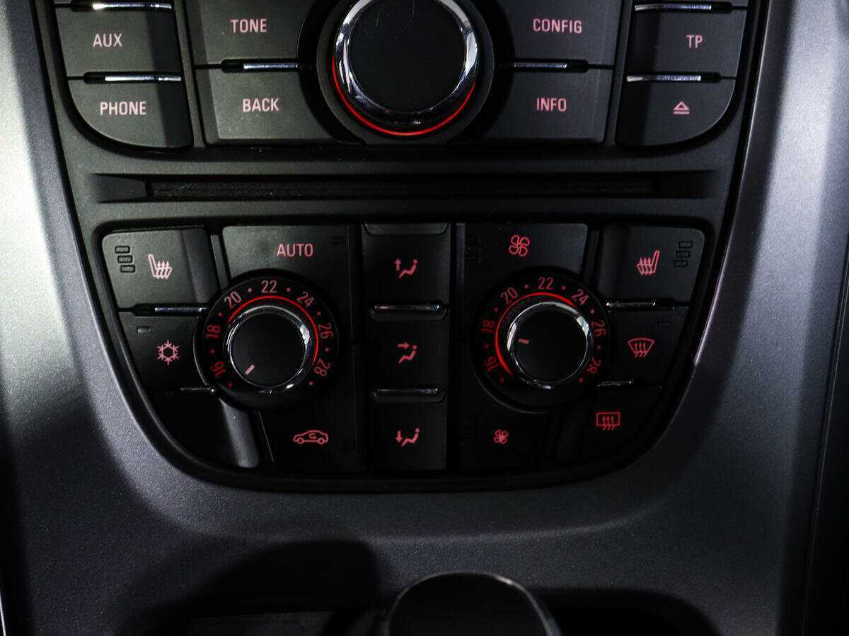 Опель Астра б/у, 2012, Автоматическая. Фото: #16