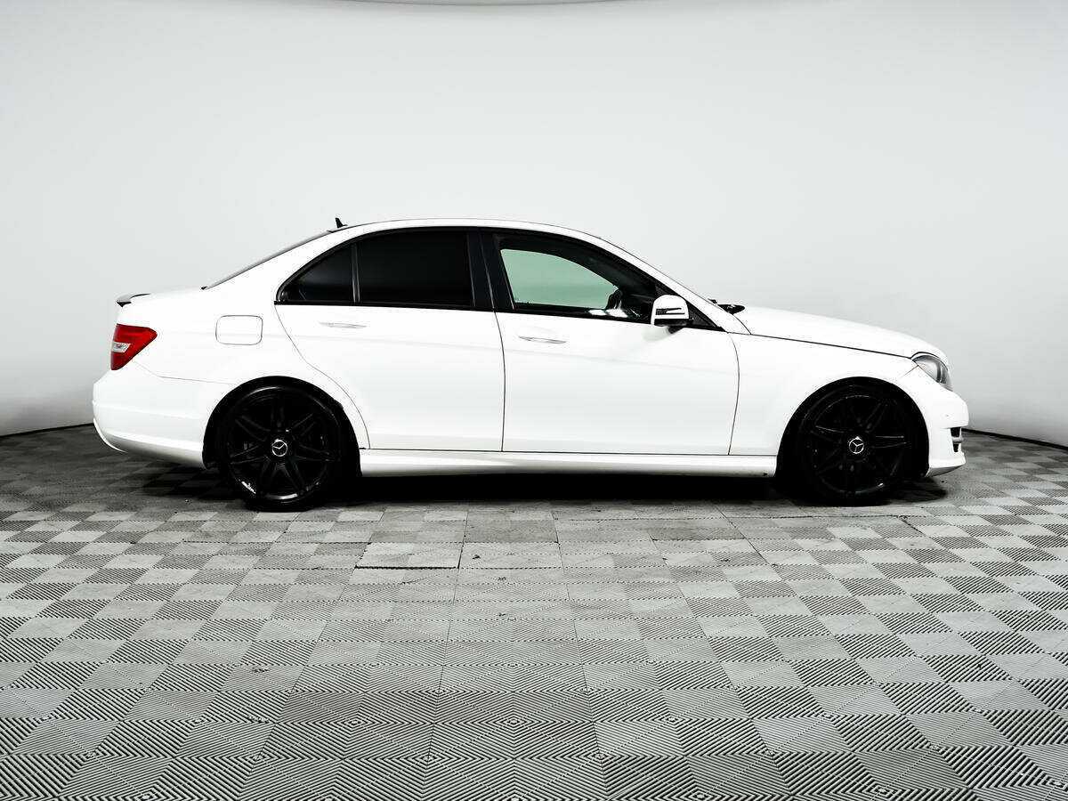 Мерседес-Бенц Ц-Класс б/у, 2013, Автоматическая. Фото: #3