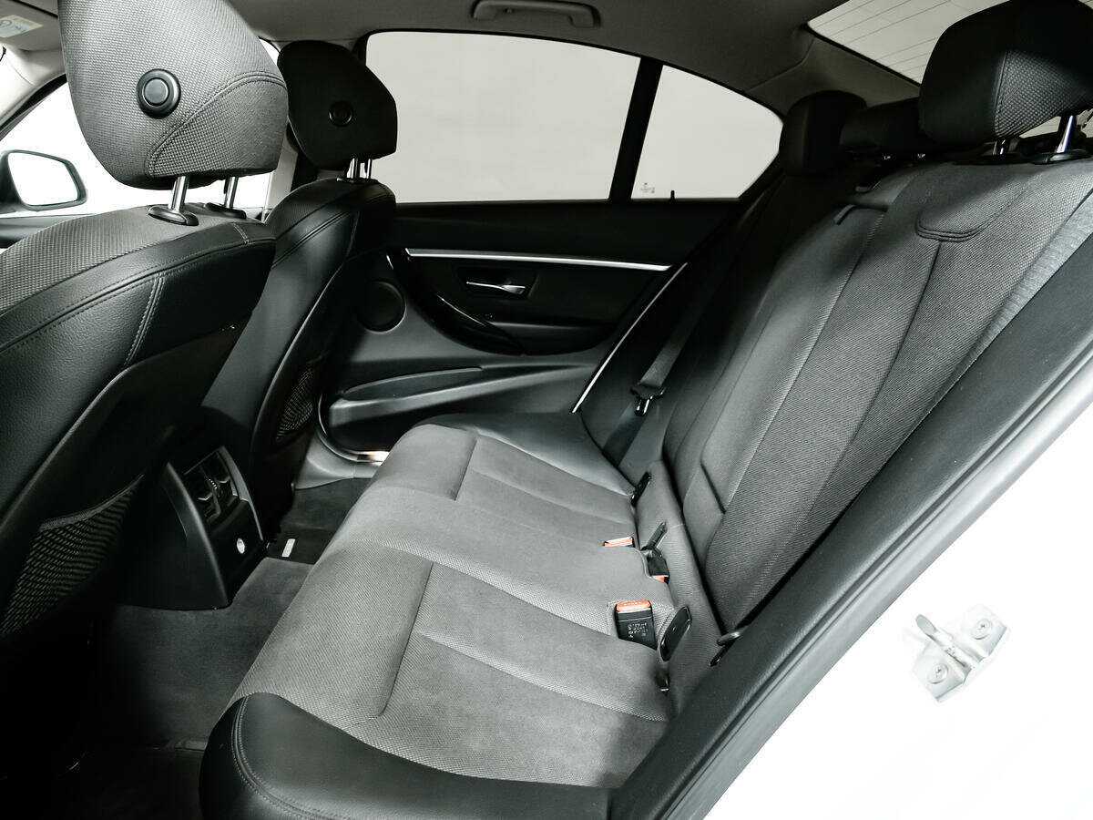 БМВ 3 серии б/у, 2016, Автоматическая. Фото: #11