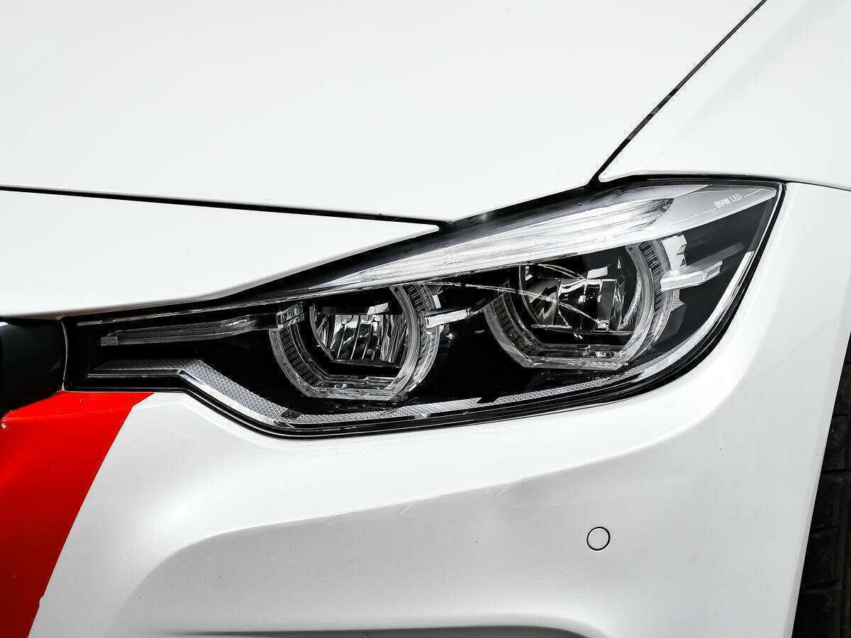 БМВ 3 серии б/у, 2016, Автоматическая. Фото: #14