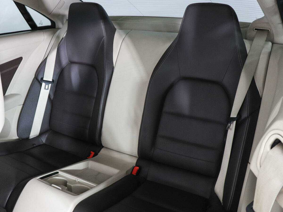 Мерседес-Бенц Е-Класс б/у, 2014, Автоматическая. Фото: #11