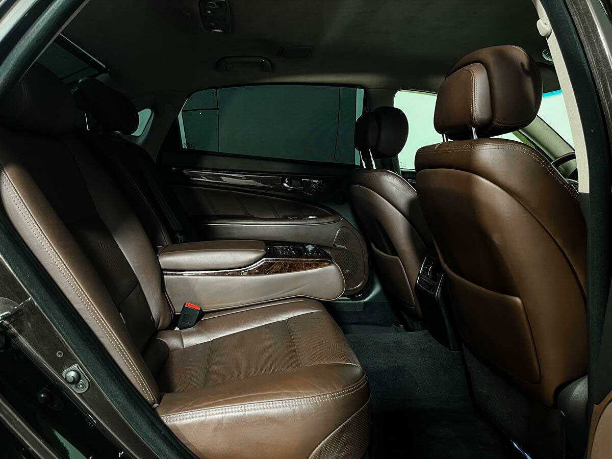 Хендай Экус б/у, 2014, Автоматическая. Фото: #9