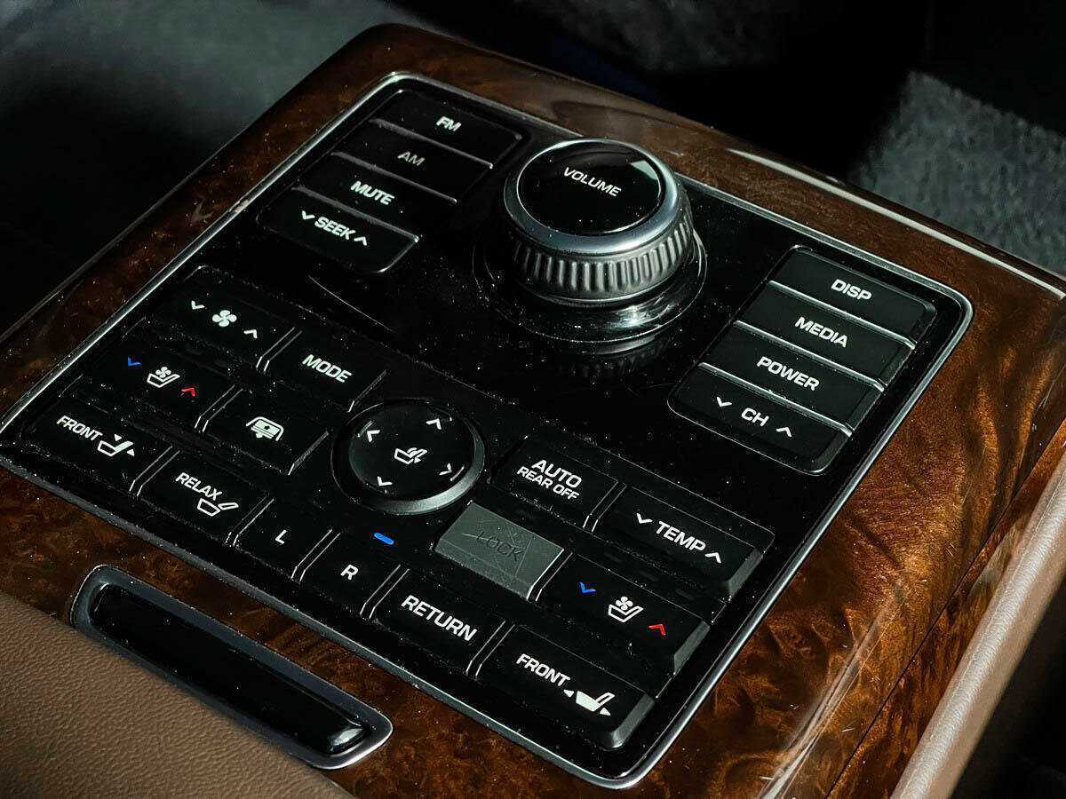 Хендай Экус б/у, 2014, Автоматическая. Фото: #16