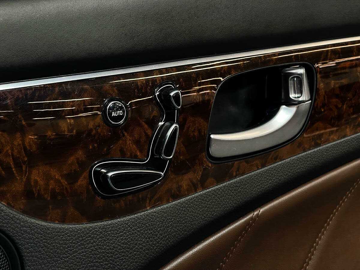 Хендай Экус б/у, 2014, Автоматическая. Фото: #17