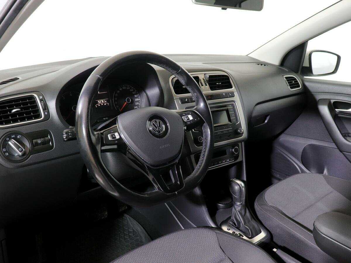 Фольксваген Поло б/у, 2017, Роботизированная. Фото: #12
