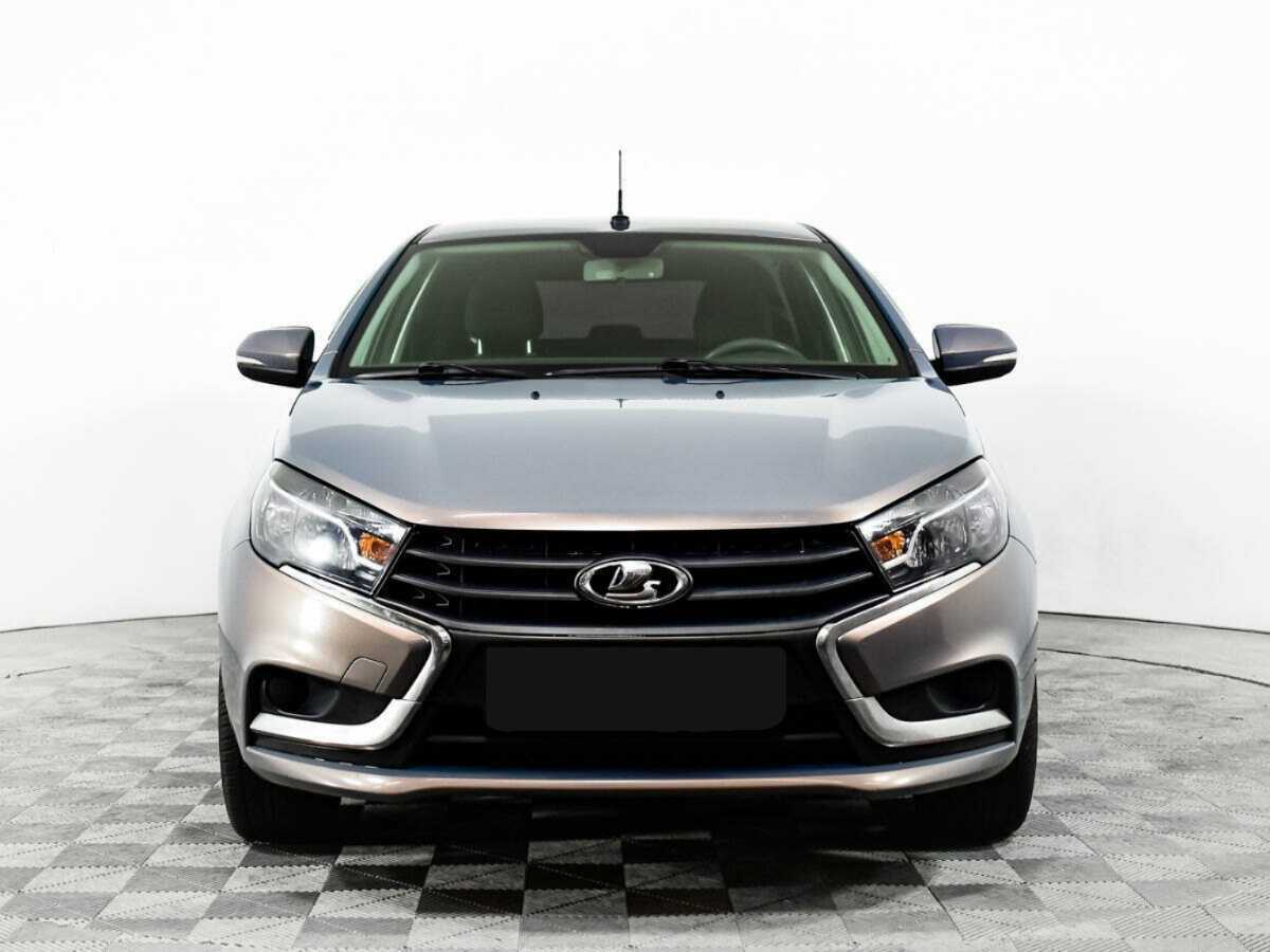 Лада (ВАЗ) Веста б/у, 2019, Механическая. Фото: #1