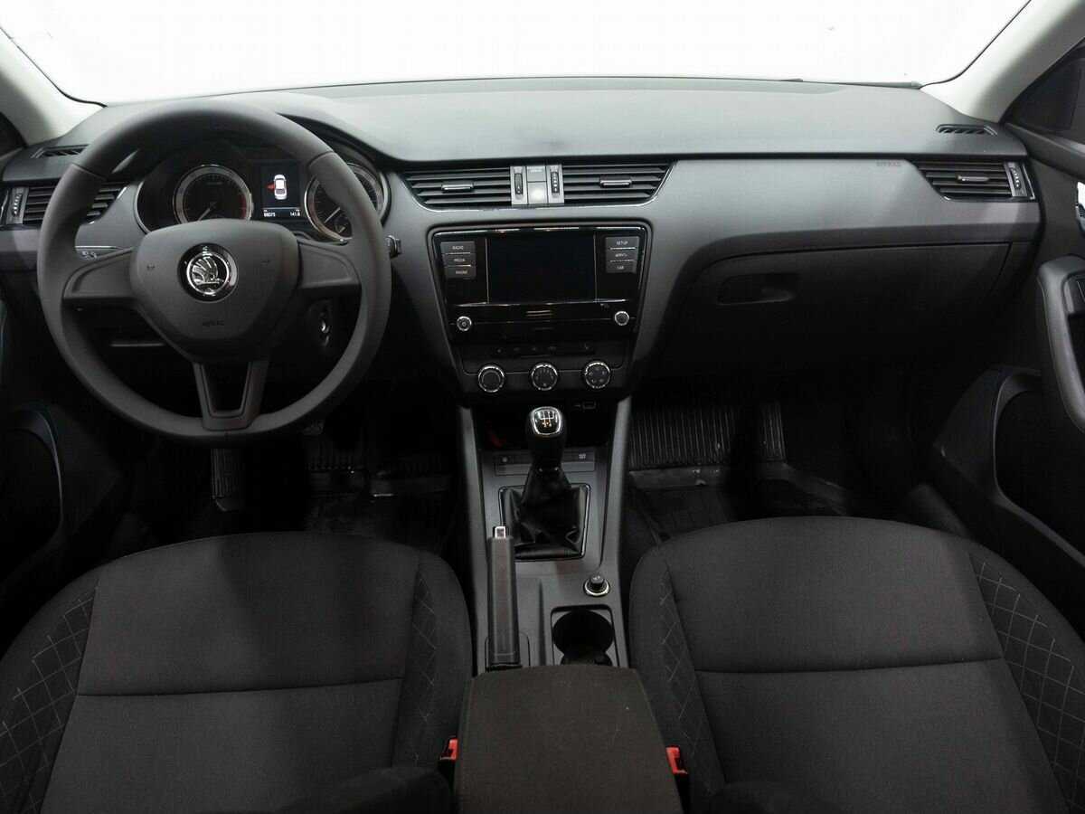 Шкода Октавия б/у, 2019, Механическая. Фото: #12