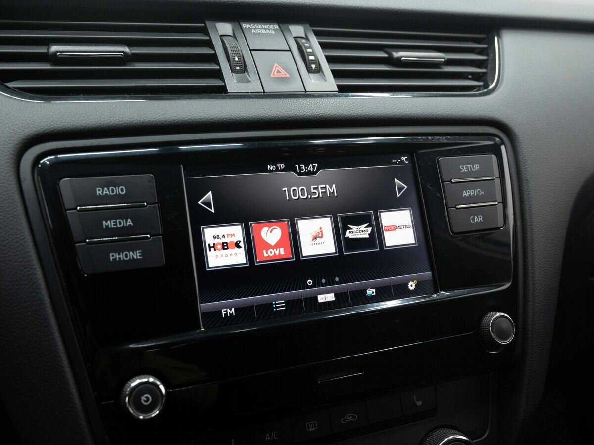 Шкода Октавия б/у, 2019, Механическая. Фото: #16