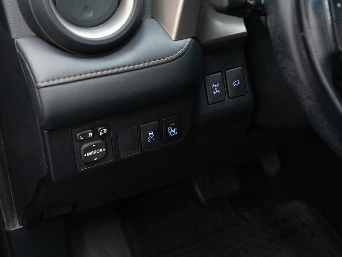 Тойота Рав4 б/у, 2013, Автоматическая. Фото: #14