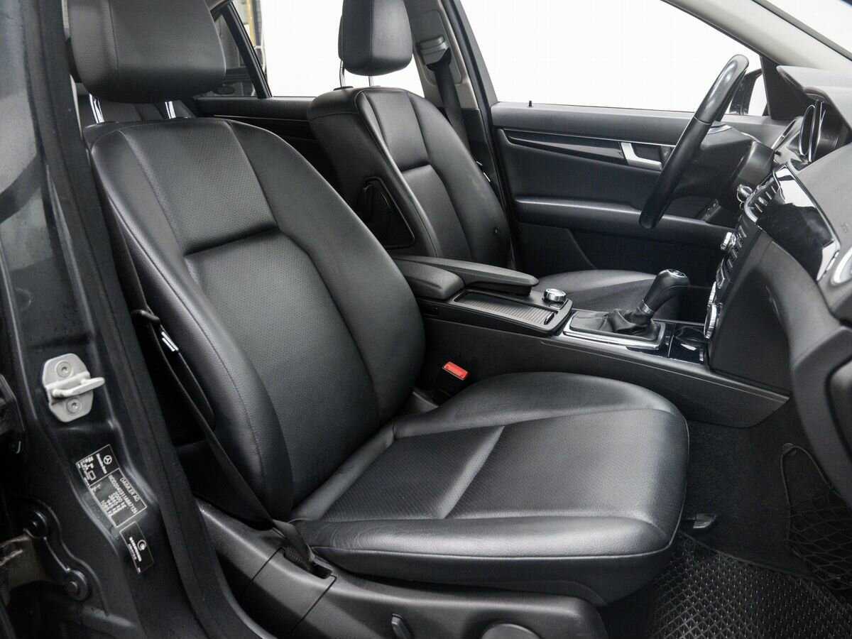 Мерседес-Бенц Ц-Класс б/у, 2013, Автоматическая. Фото: #7