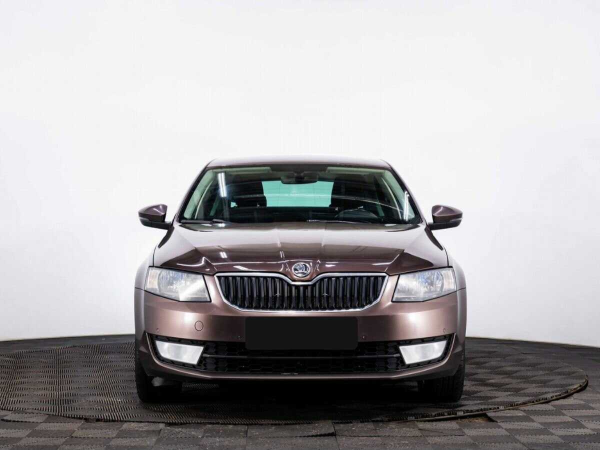 Шкода Октавия б/у, 2016, Роботизированная. Фото: #1