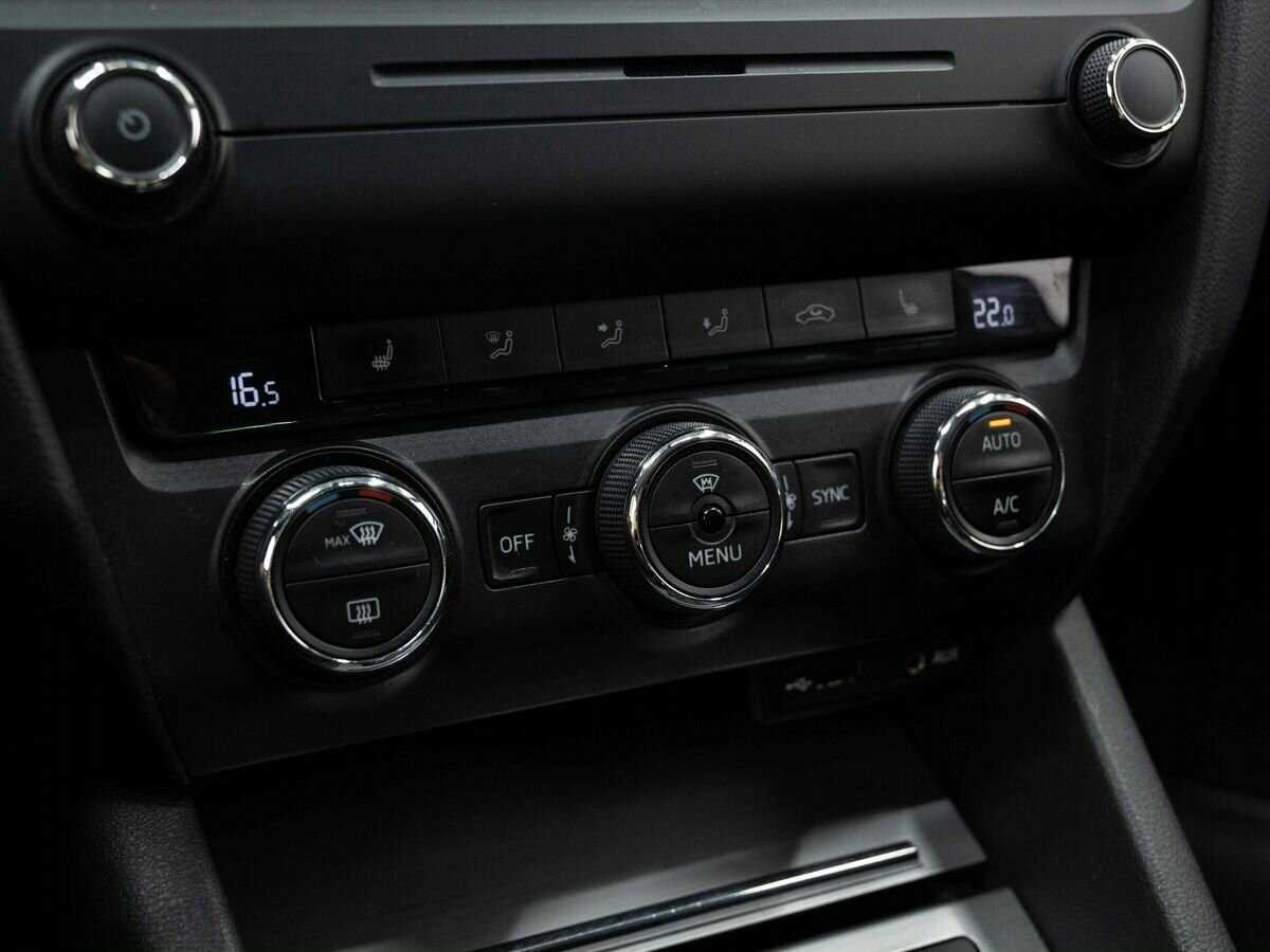 Шкода Октавия б/у, 2016, Роботизированная. Фото: #21