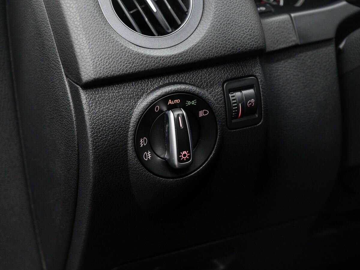 Фольксваген Тигуан б/у, 2013, Автоматическая. Фото: #16