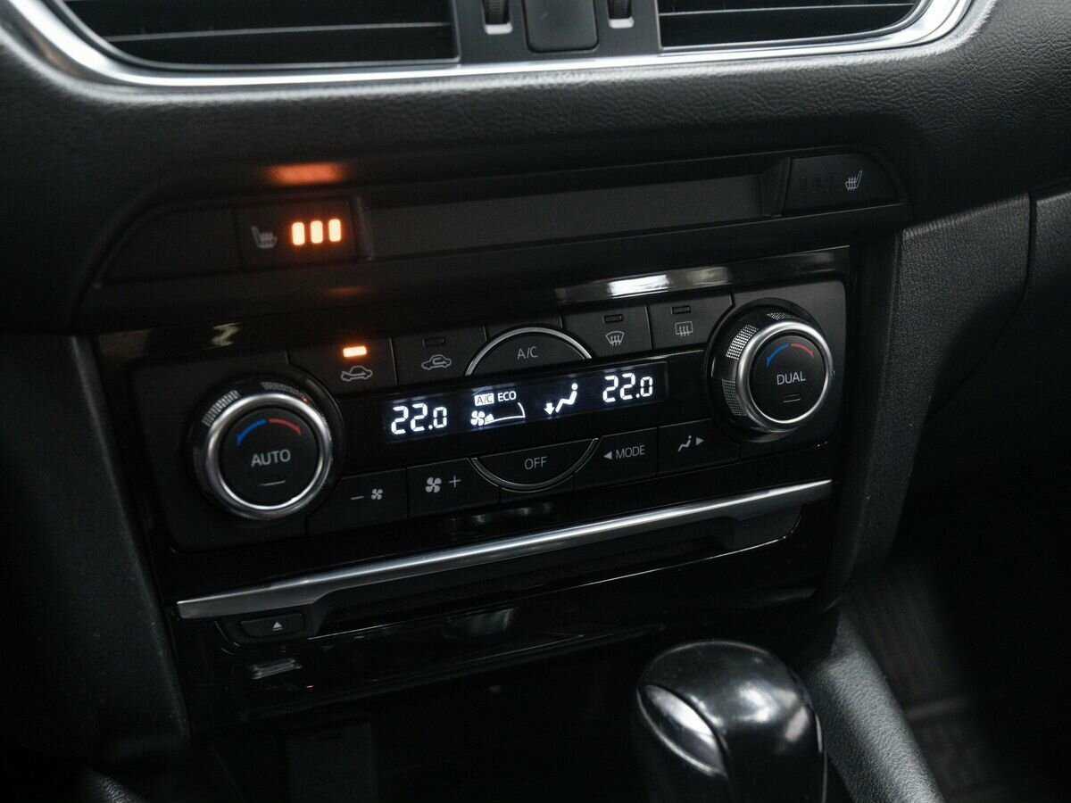 Мазда 6 б/у, 2015, Автоматическая. Фото: #17