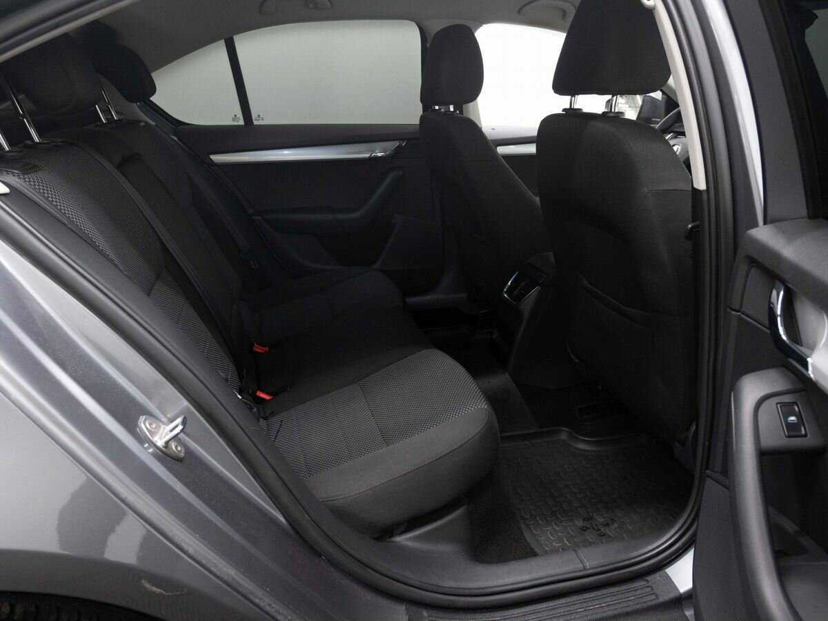 Шкода Октавия б/у, 2013, Роботизированная. Фото: #11