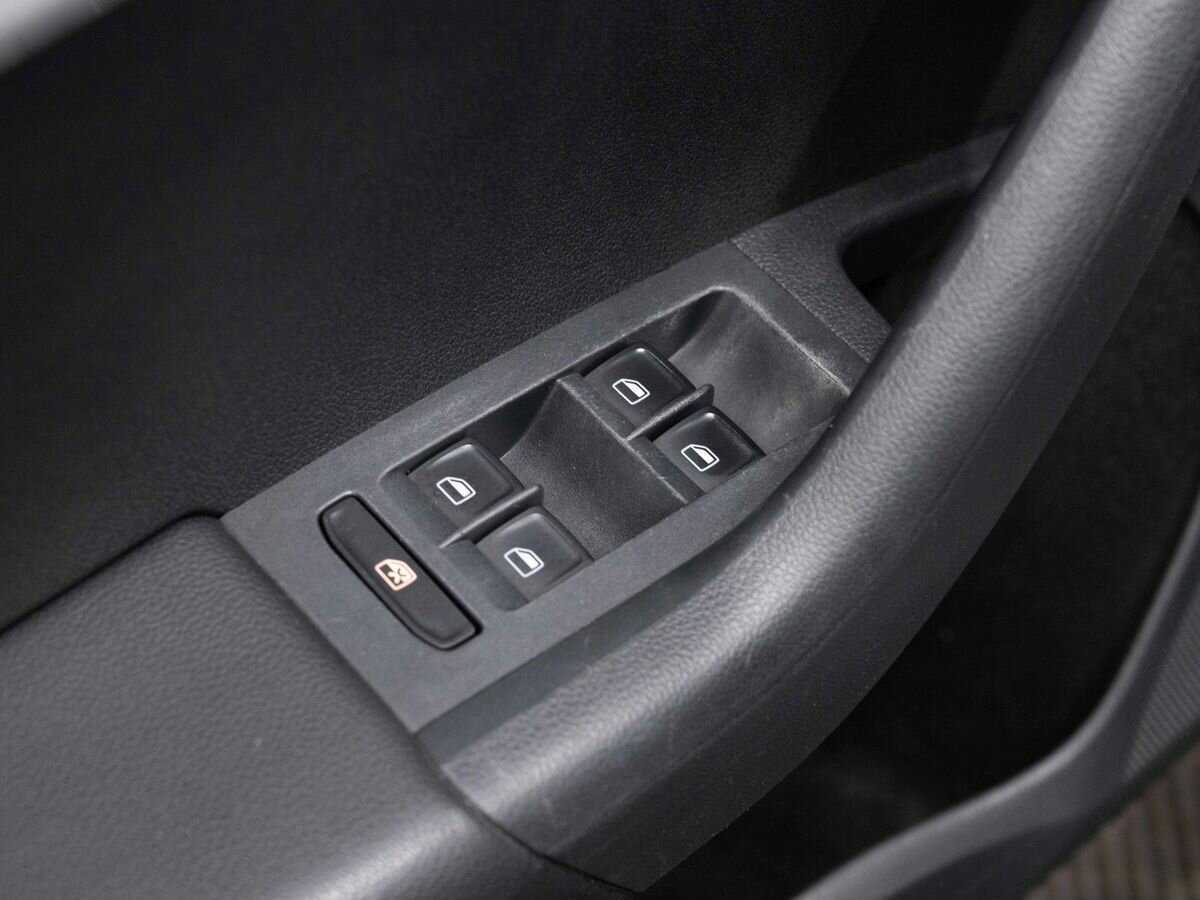 Шкода Октавия б/у, 2013, Роботизированная. Фото: #16