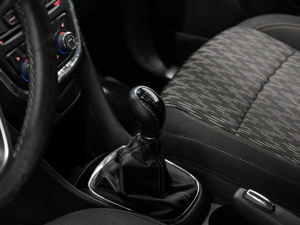 Опель Мокка б/у, 2013, Механическая. Фото: #17