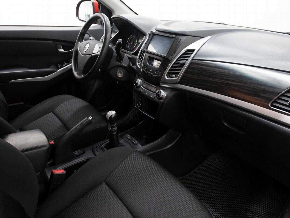 Сан-Ён Актион б/у, 2013, Механическая. Фото: #12