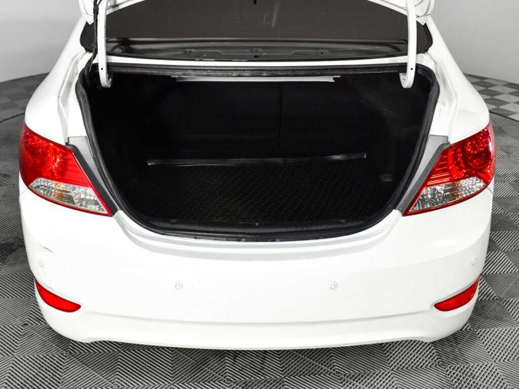 Хендай Солярис б/у, 2013, Автоматическая. Фото: #14