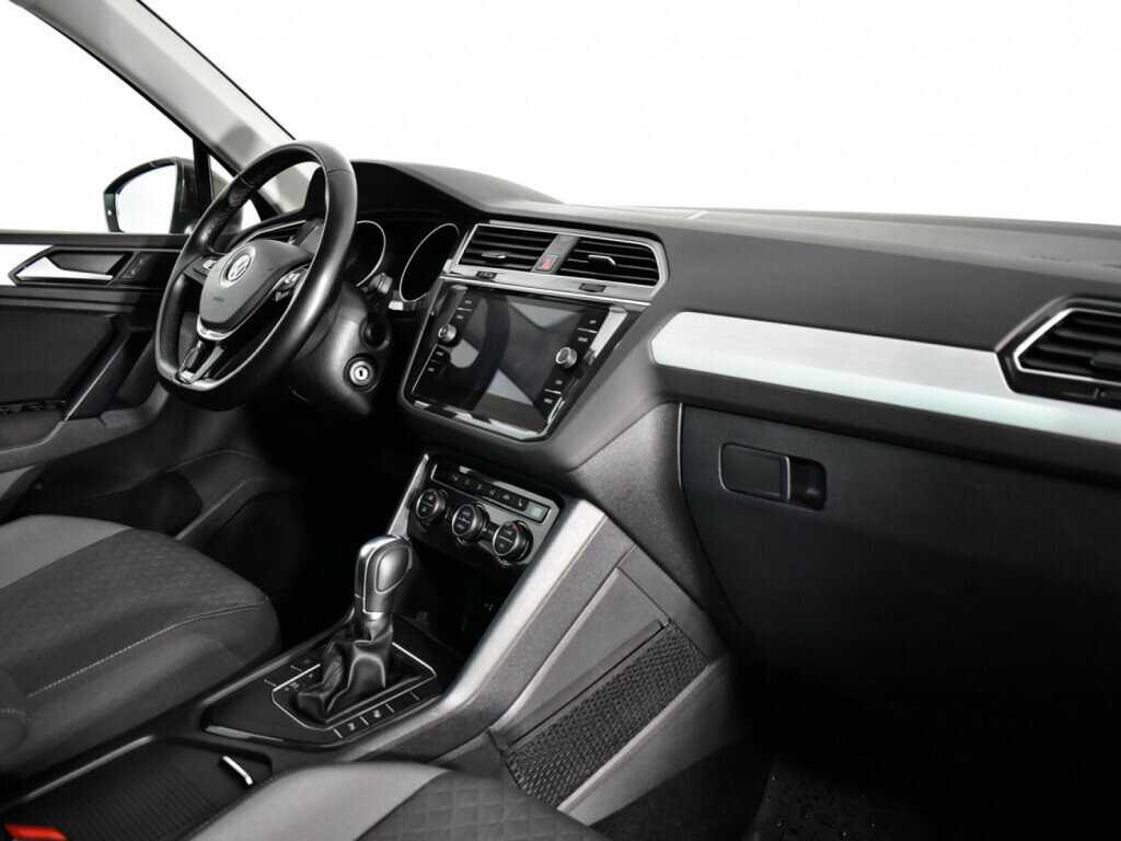 Фольксваген Тигуан б/у, 2017, Роботизированная. Фото: #8