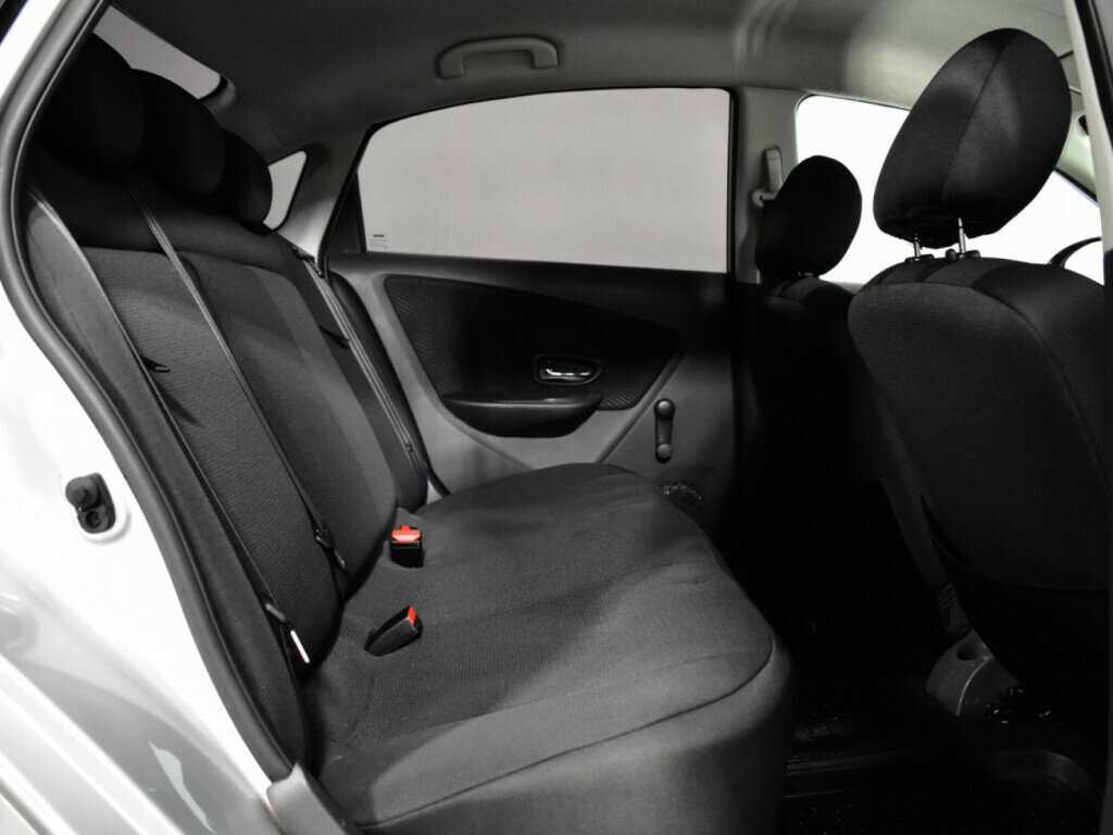 Ниссан Альмера б/у, 2016, Автоматическая. Фото: #9