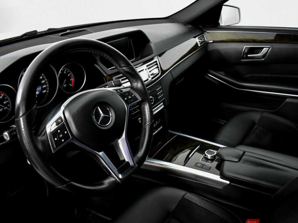 Мерседес-Бенц Е-Класс б/у, 2015, Автоматическая. Фото: #8