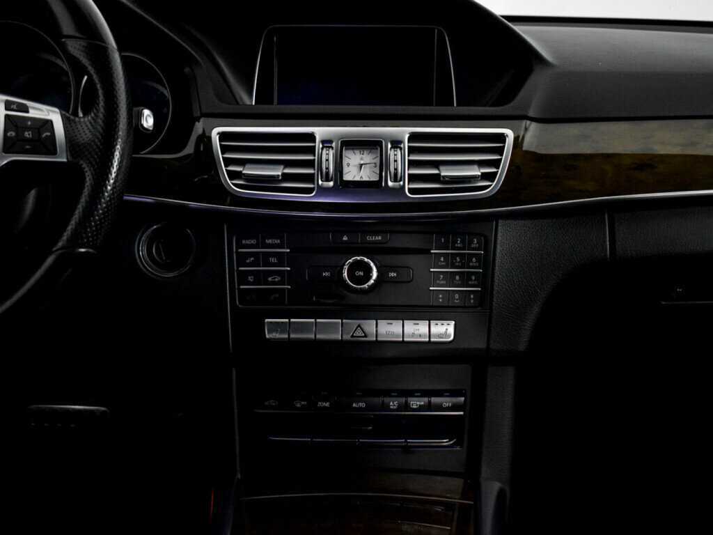 Мерседес-Бенц Е-Класс б/у, 2015, Автоматическая. Фото: #14