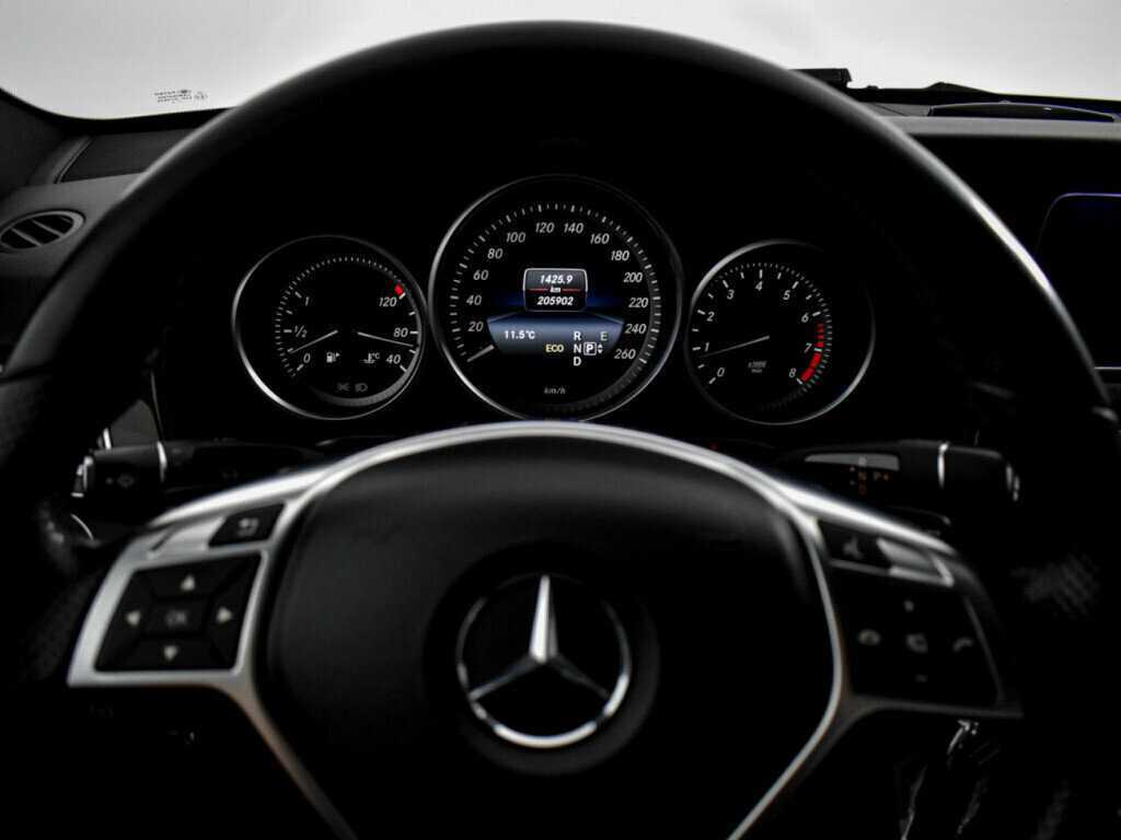 Мерседес-Бенц Е-Класс б/у, 2015, Автоматическая. Фото: #20