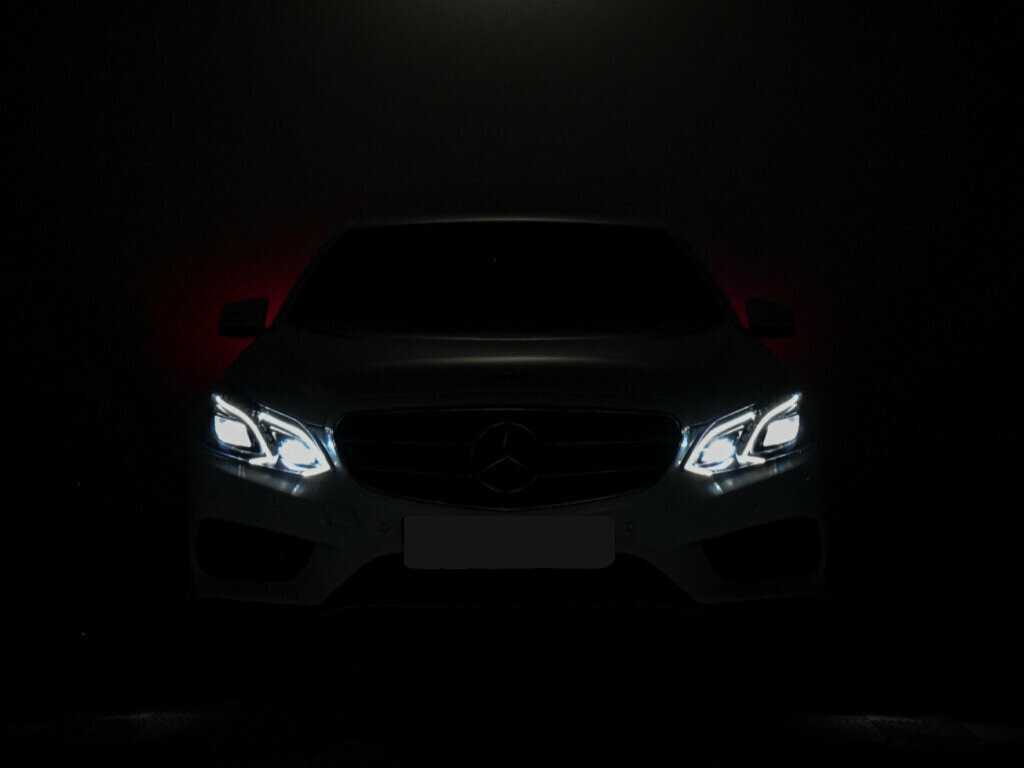 Мерседес-Бенц Е-Класс б/у, 2015, Автоматическая. Фото: #21