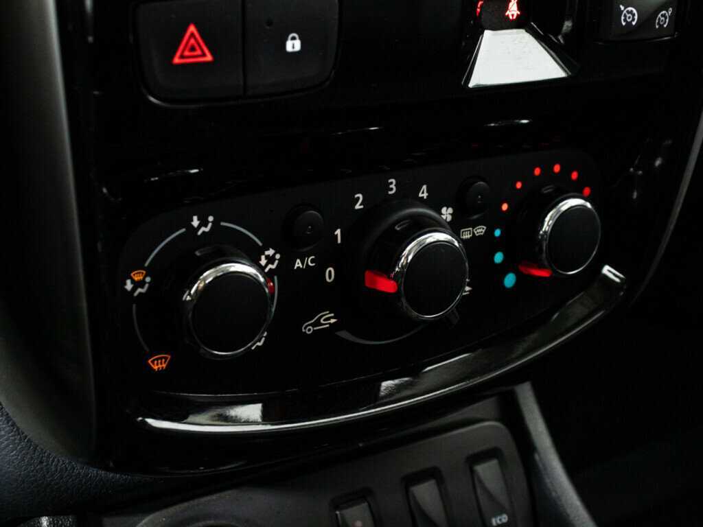 Ниссан Террано б/у, 2017, Автоматическая. Фото: #16