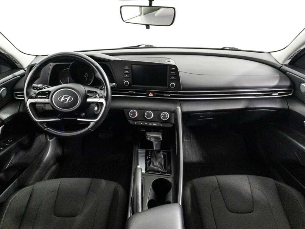 Хендай Елантра б/у, 2021, Автоматическая. Фото: #12