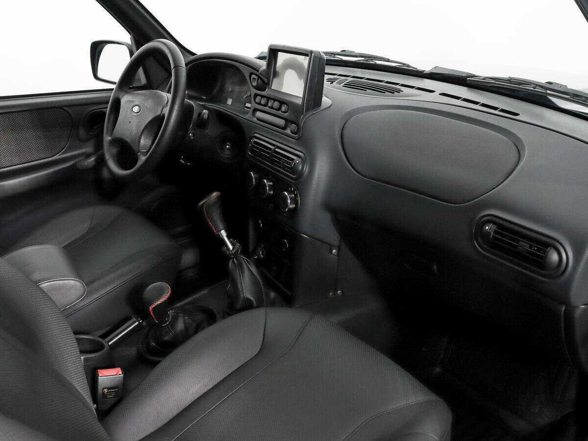 Лада (ВАЗ) Нива б/у, 2023, Механическая. Фото: #10