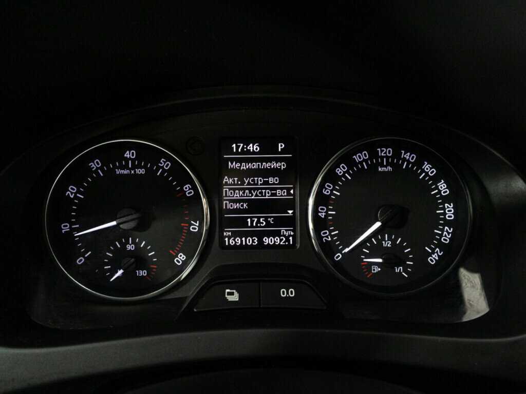 Шкода Рапид б/у, 2015, Роботизированная. Фото: #11