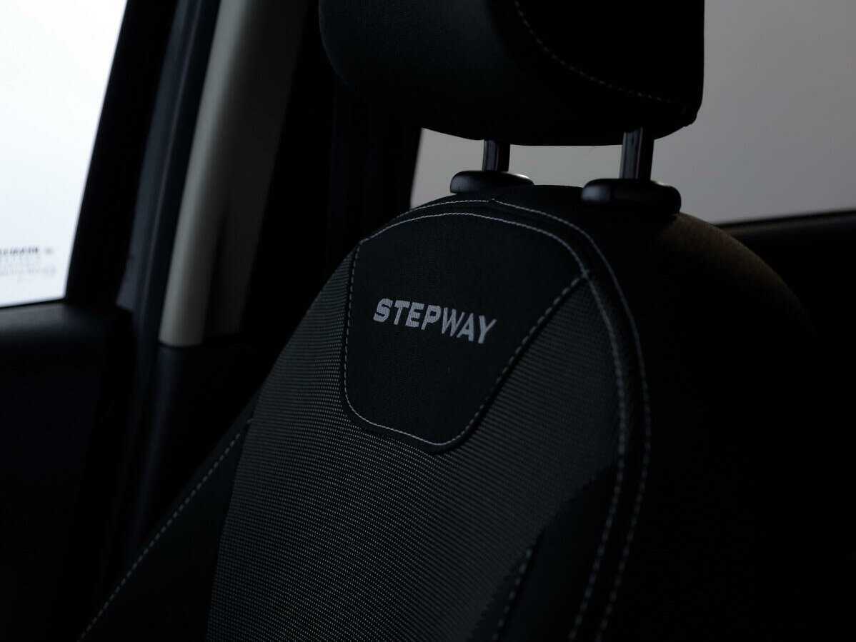 Рено Сандеро б/у, 2020, Автоматическая. Фото: #17