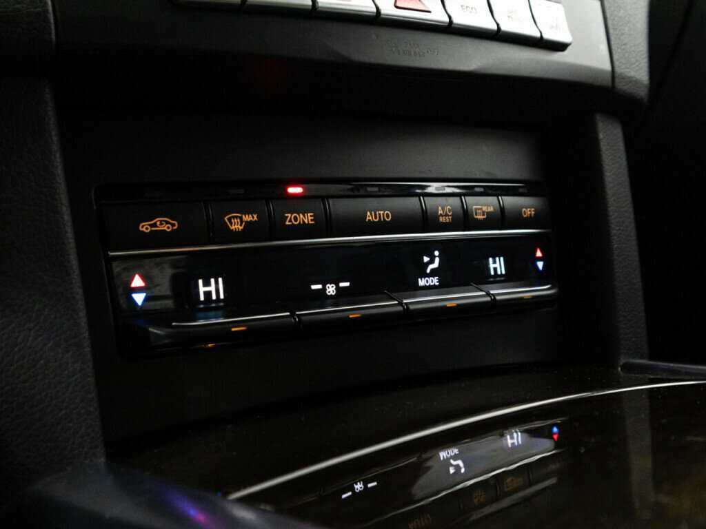 Мерседес-Бенц Е-Класс б/у, 2014, Автоматическая. Фото: #11