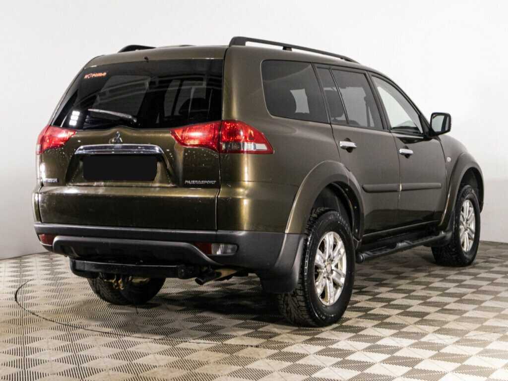 Митсубиши Паджеро Спорт б/у, 2014, Автоматическая. Фото: #4