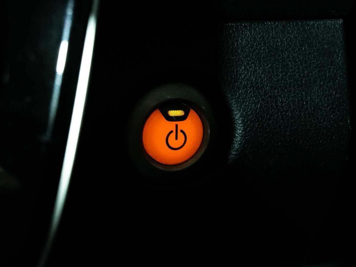 Ниссан Лиф б/у, 2013, Автоматическая. Фото: #12