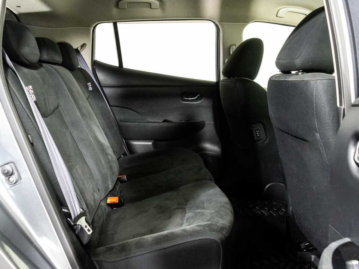 Ниссан Лиф б/у, 2013, Автоматическая. Фото: #14