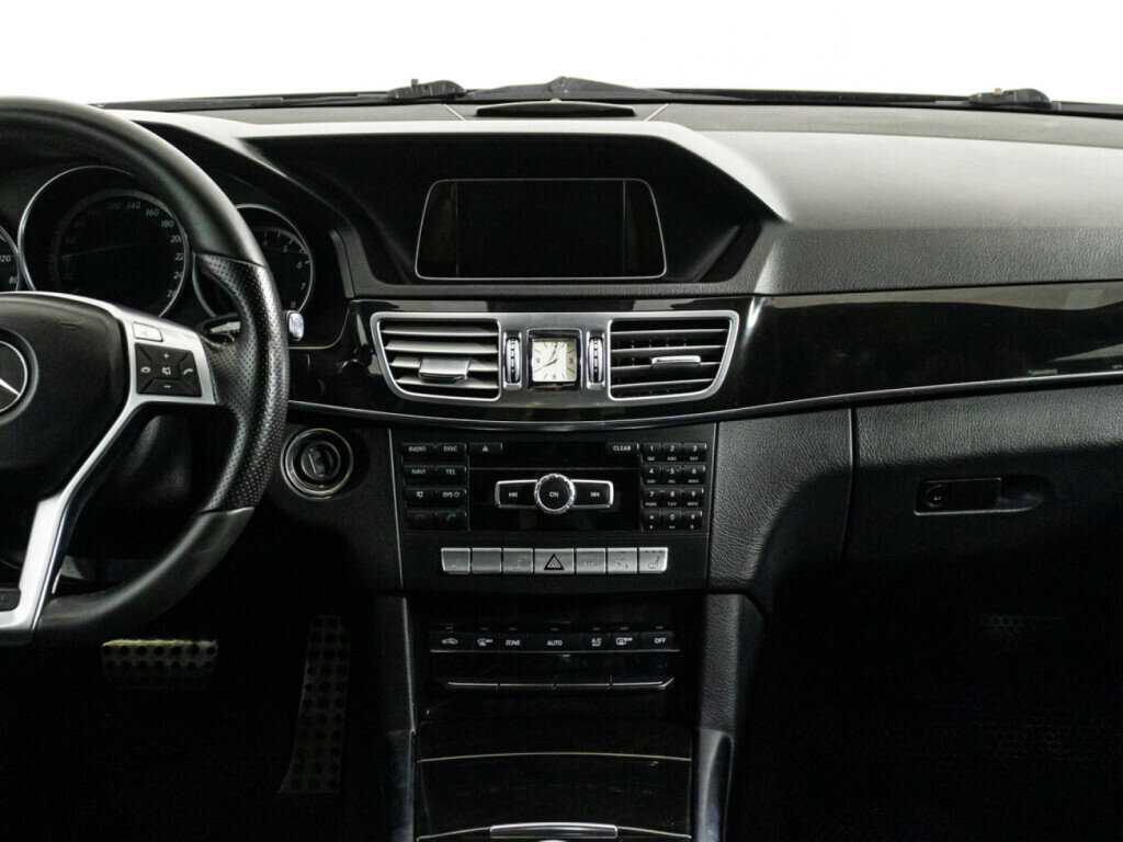 Мерседес-Бенц Е-Класс б/у, 2013, Автоматическая. Фото: #13