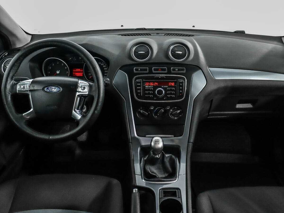 Форд Мондео б/у, 2014, Механическая. Фото: #11
