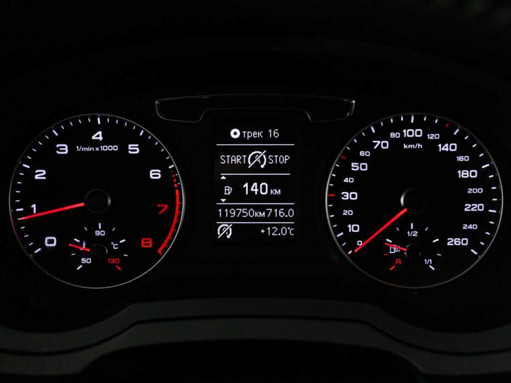 Ауди К3 б/у, 2015, Роботизированная. Фото: #11