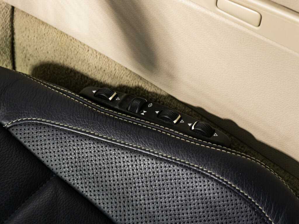 Мерседес-Бенц Е-Класс б/у, 2015, Автоматическая. Фото: #18