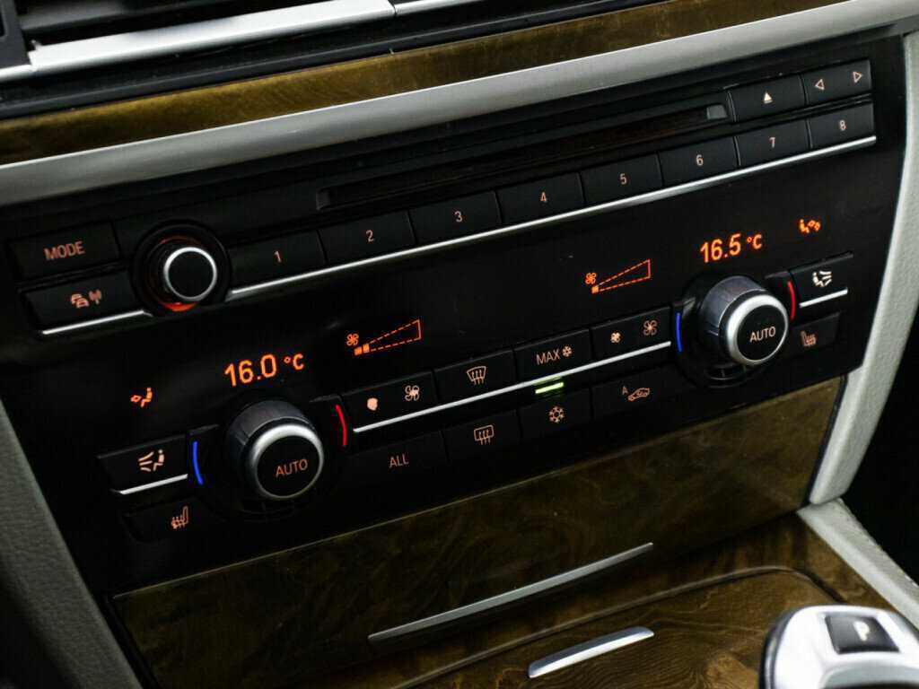 БМВ 7 серии б/у, 2012, Автоматическая. Фото: #18