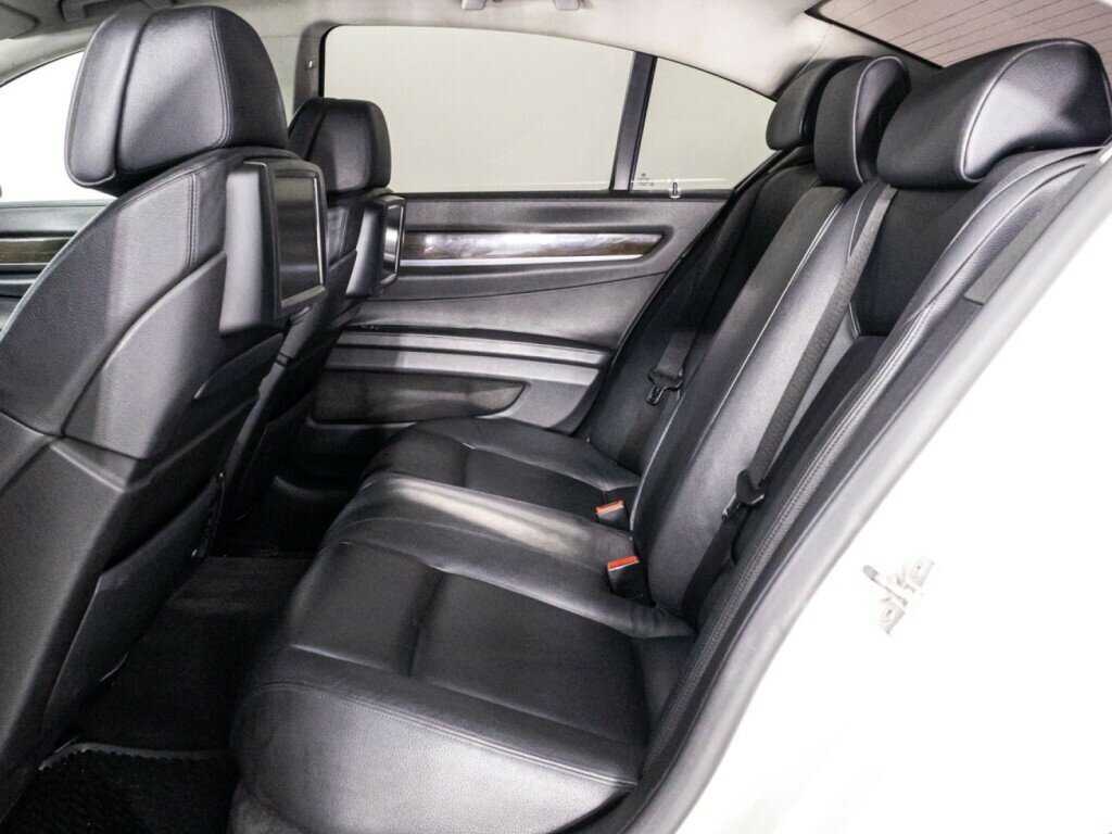 БМВ 7 серии б/у, 2012, Автоматическая. Фото: #9