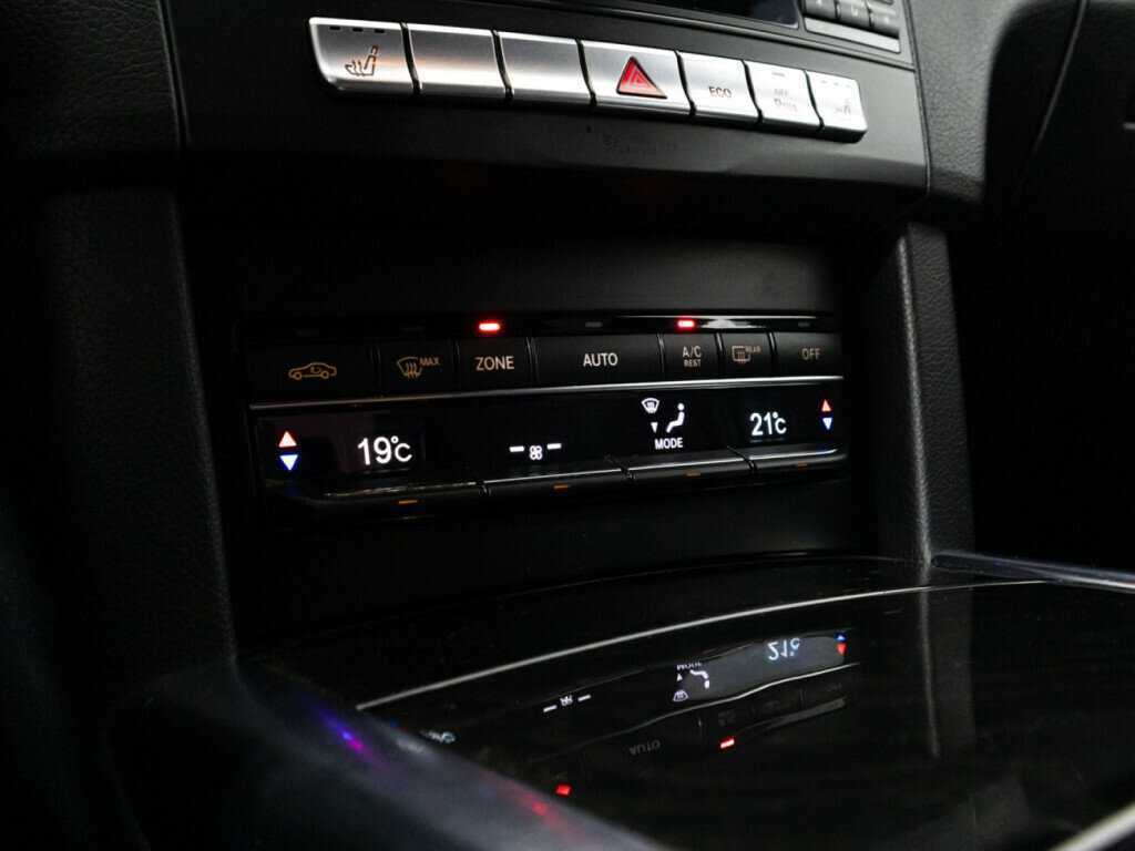 Мерседес-Бенц Е-Класс б/у, 2014, Автоматическая. Фото: #14