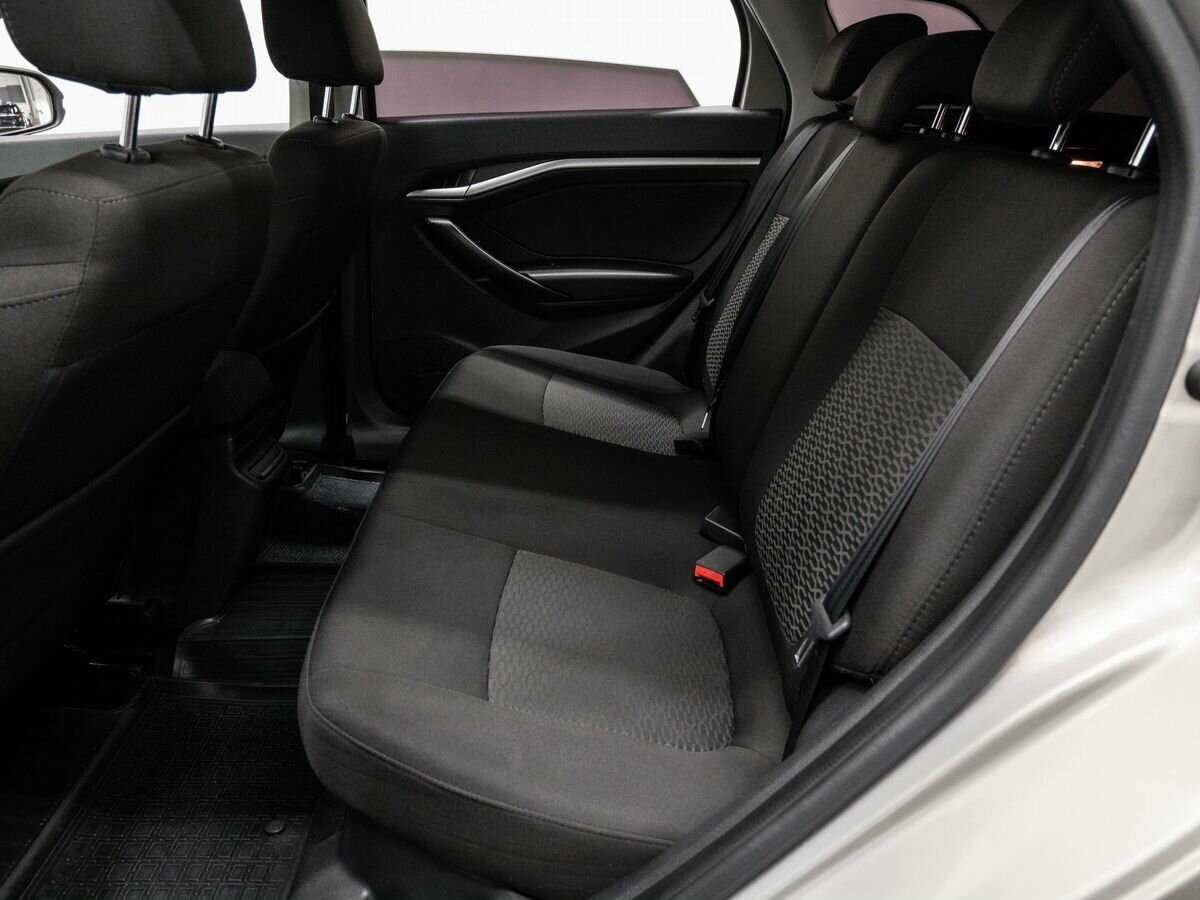 Лада (ВАЗ) Веста б/у, 2019, Механическая. Фото: #12