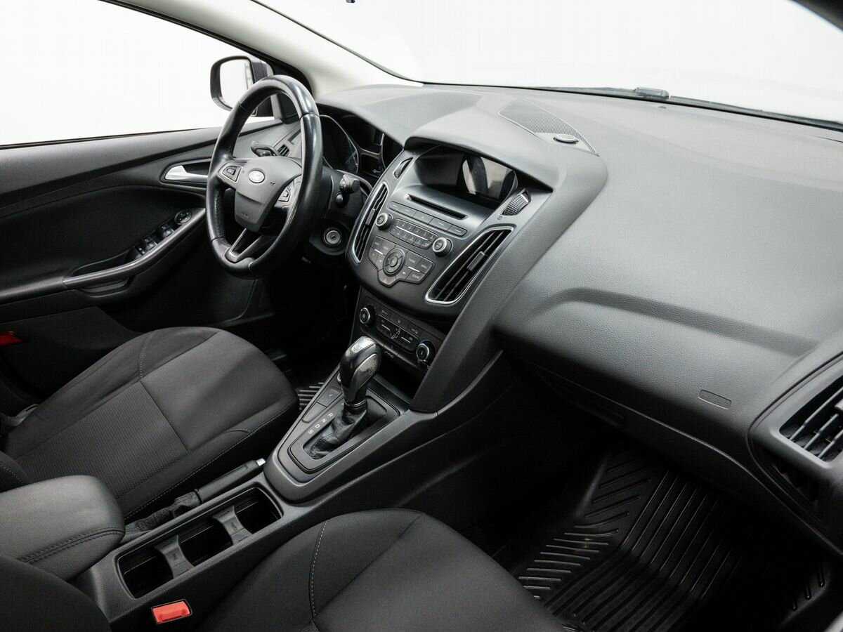 Форд Фокус б/у, 2017, Роботизированная. Фото: #6